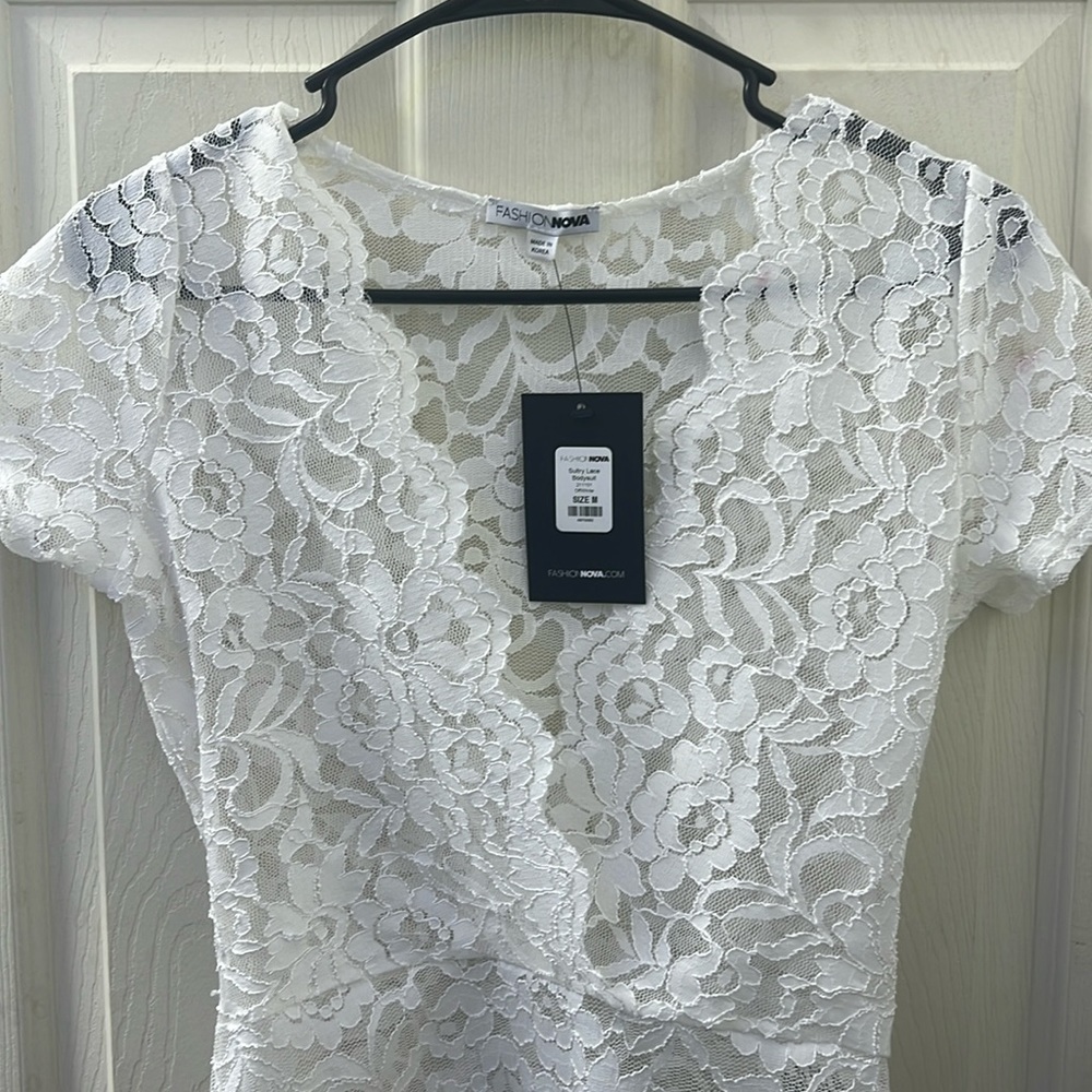 Fashionova Sultry Lace Bodysuit in size M